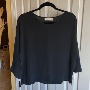 Everlane the clean silk v-neck blouse - size 2